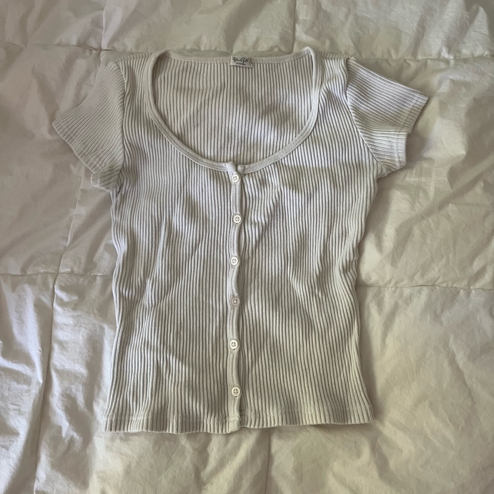 Brandy Melville button down baby tee